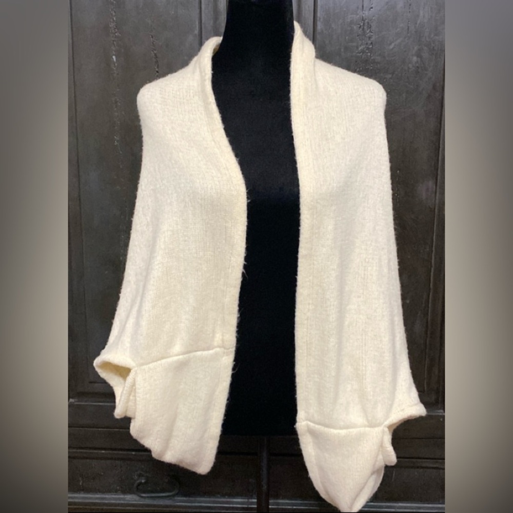 Vintage WinWin Cream sweater cover/ wrap/Shawl - 1 size